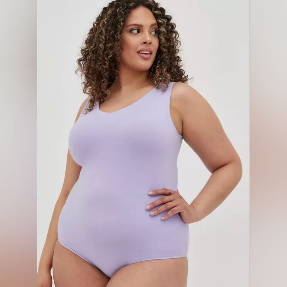 Torrid Foxy V Neck Lavender Purple Sleeveless Tank Bodysuit NWT